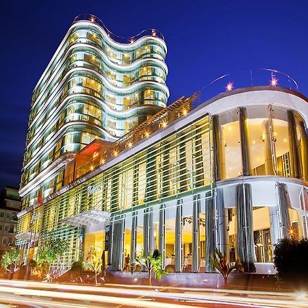 River Hotel Ха Тени Екстериор снимка